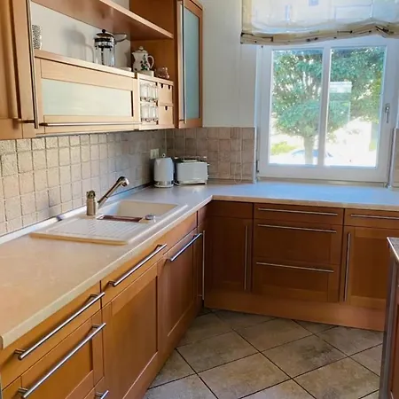 Ferienwohnung Mit Gemeinschaftskueche Und Sauna 아파트 *
